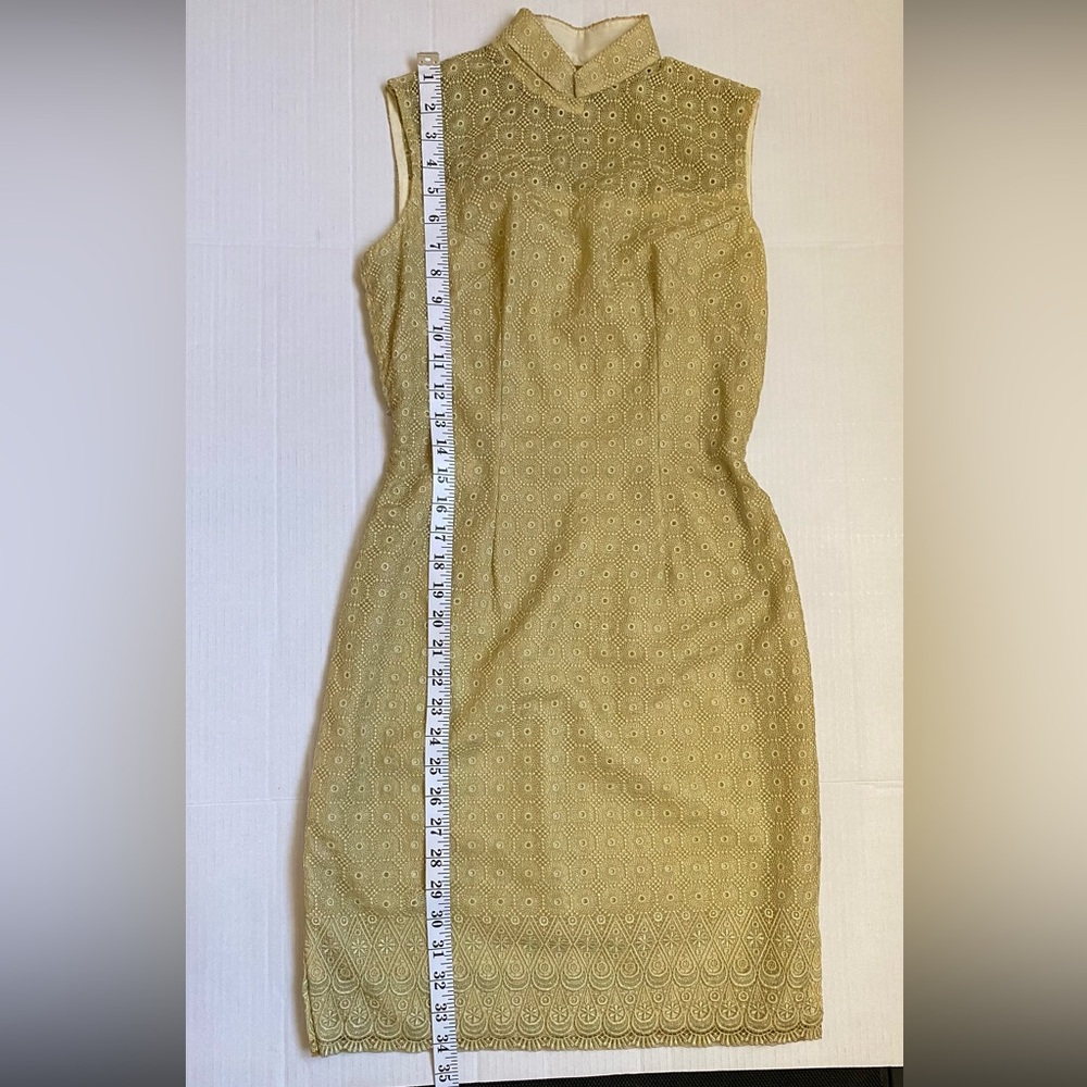 Elegant Gold Sleeveless Dress Custom Made Vintage Knee High Dress